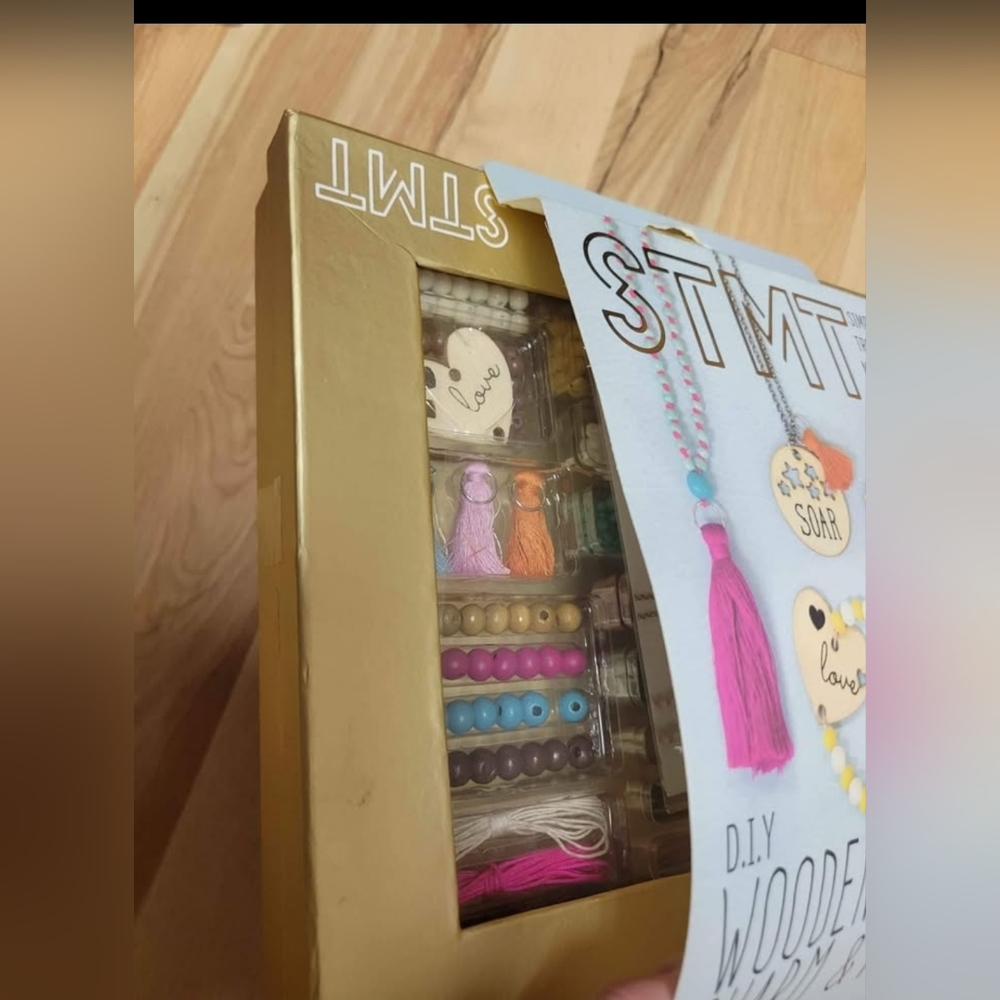 New! STMT DIY Wooden charm & Tassel Jewelry Art & Craft Kit by Horizon Group USA